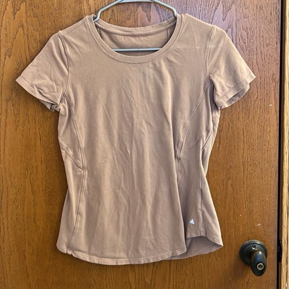 Balance Athletica size medium fitted shirt